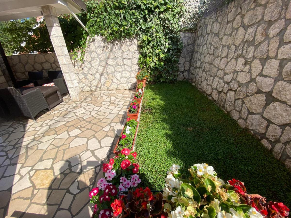 Momentera Apartments Kotor Ngoại thất bức ảnh